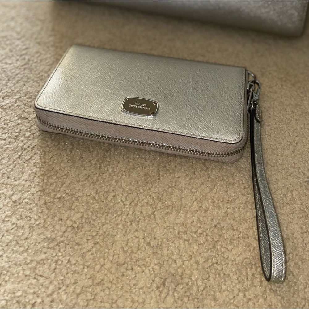Michael Kors Metallic Silver wristlet